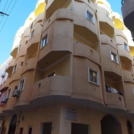 App12 - Rawda - Enjoy The Privacy Of Staying In A Quiet Apartment With Free Wi-Fi As Your Complete Second Home In The Heart Of 洪加達 外观 照片